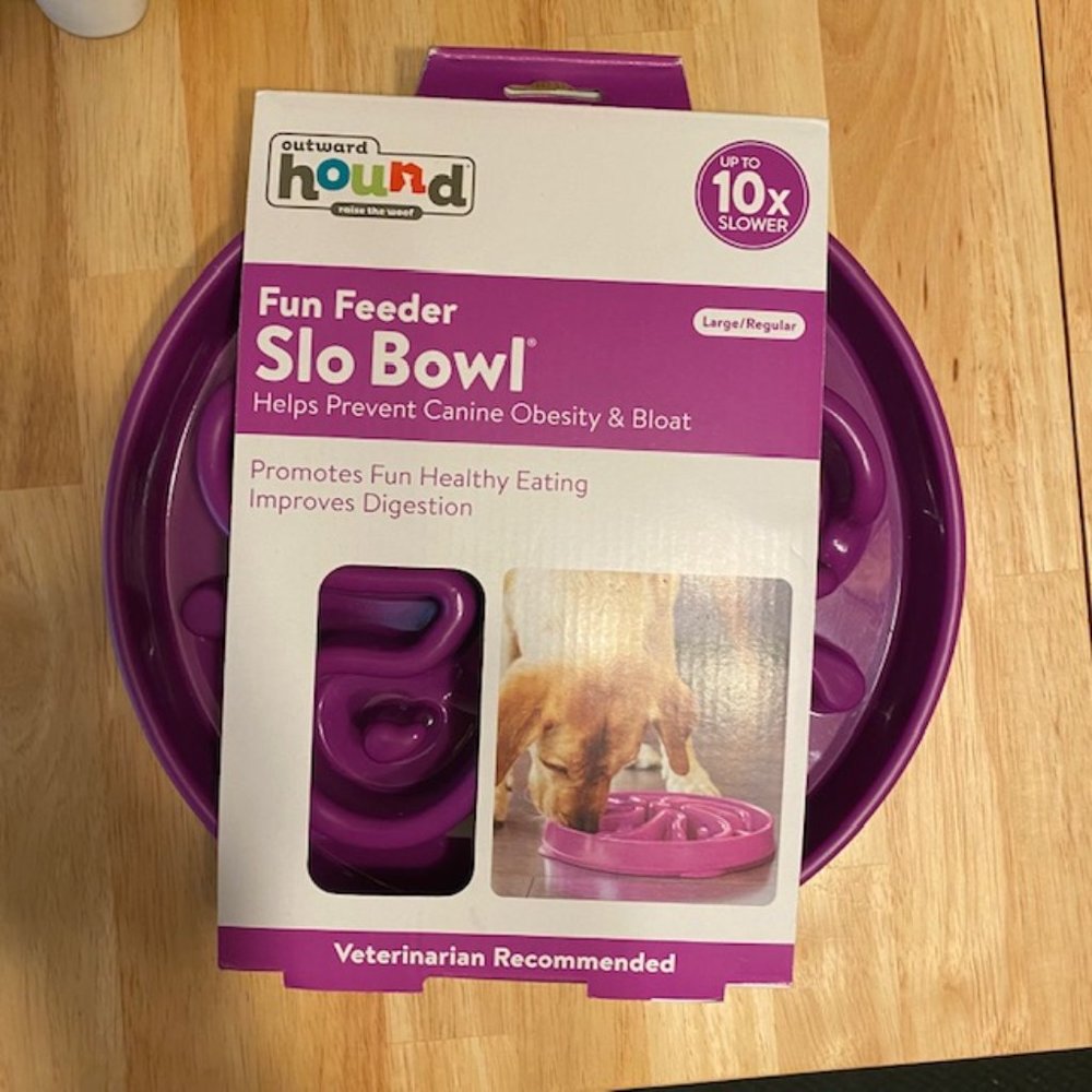 Large Outward Hound Slo Slow Feeder Maze Dog Bowl Purple